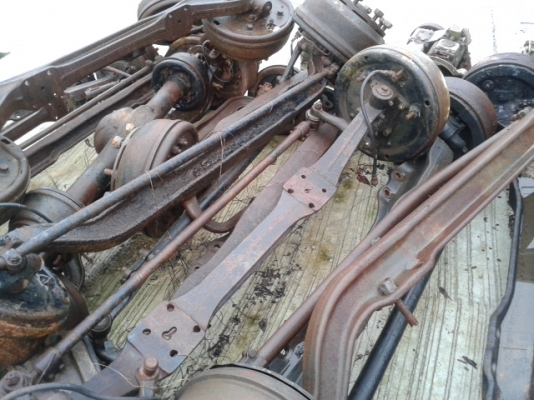 คานหน้า ของอีซูสุ  และอีโน่  มีหลายตัวให้เลือก