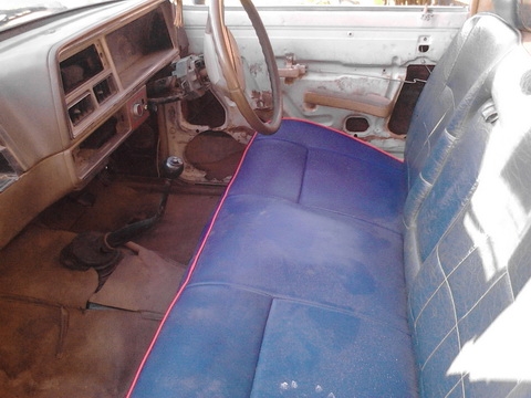 ขายด่วน isuzu kb 2500 ขับขี่ได้ขายตามสภาพ ราคาถูก 45000 บาท ทะเบียนพร้อม