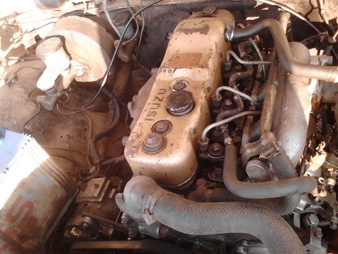 ขายด่วน isuzu kb 2500 ขับขี่ได้ขายตามสภาพ ราคาถูก 45000 บาท ทะเบียนพร้อม