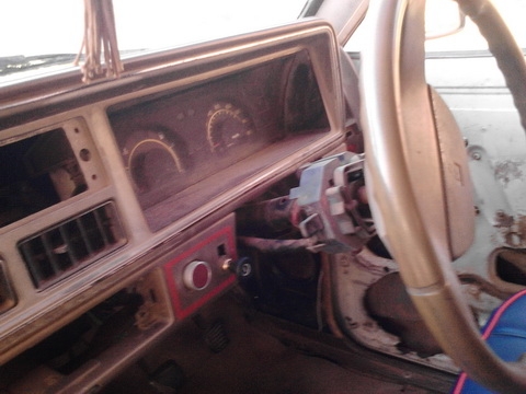 ขายด่วน isuzu kb 2500 ขับขี่ได้ขายตามสภาพ ราคาถูก 45000 บาท ทะเบียนพร้อม