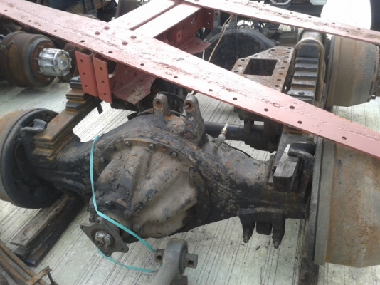 ชุดเพลาหลังมิตซู  (รถล่องเพลาเดียว)   พร้อมใช้งาน  ราคถูกๆๆ