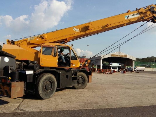 TADANO M6 ให้เช่ารายเดือน / รายวัน  รายเดือนๆ ละ 120,000 บ. ติดต่อ คุณประยงค์ 081-9176906
