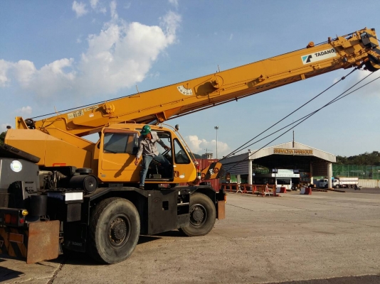 TADANO M6 ให้เช่ารายเดือน / รายวัน  รายเดือนๆ ละ 120,000 บ. ติดต่อ คุณประยงค์ 081-9176906