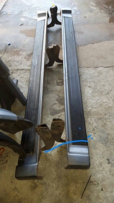 บันไดข้างพร้อมขาเหล็ก 2500 บันไดข้างพร้อมขาเหล็ก 2500