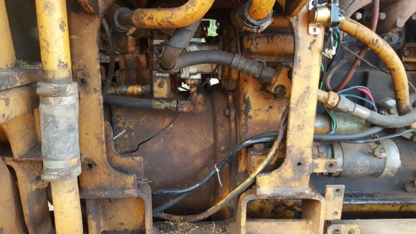 ขายรถเกรด KOMATSU GD705 เอกสารใบซื้อขาย รถใช้งานอยู่นะครับ