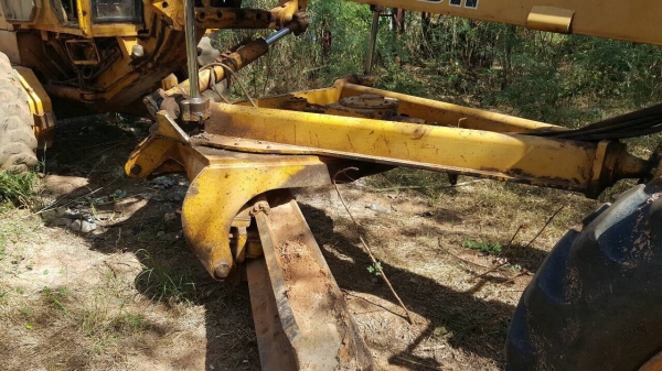 ขายรถเกรด JOHN DEERE 772 BH เอวอ่อน รถใช้งานได้ดี เครื่องแน่น ปั้มแรง เอกสารใบซื้อขาย ราคาต่อรองได้ครับ ขายรถเกรด JOHN DEERE 772 BH เอวอ่อน รถใช้งานได้ดี เครื่องแน่น ปั้มแรง เอกสารใบซื้อขาย ราคาต่อรองได้ครับ