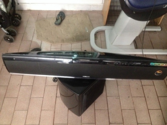 SAMAUNG HT X810 โฮมเธียเตอร์พร้อมตู้ซับสภาพดีใช้งานได้ปกติไม่มีรีโม้ต