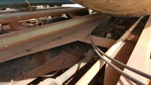 ขายรถโม่ปูน 6 คิว 10 ล้อ HINO ZM303 เบรคแห้ง เครื่อง EK100 260 แรงม้า คัสซีสวยตลอดเส้น โม่ต่อใหม่ใช้งานแค่ปีเดียว เอกสารเล่มทะเบียนพร้อมโอน