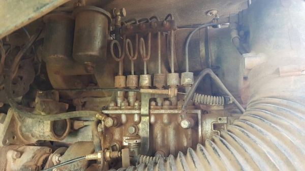 ขายรถโม่ปูน 6 คิว 10 ล้อ HINO ZM303 เบรคแห้ง เครื่อง EK100 260 แรงม้า คัสซีสวยตลอดเส้น โม่ต่อใหม่ใช้งานแค่ปีเดียว เอกสารเล่มทะเบียนพร้อมโอน