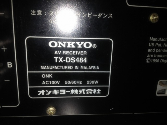 ONKYO AV RECEIVER TX DS484 เก่าญี่ปุ่นเเท้สภาพสวยๆใช้ไฟ100Vใช้งานปกติ