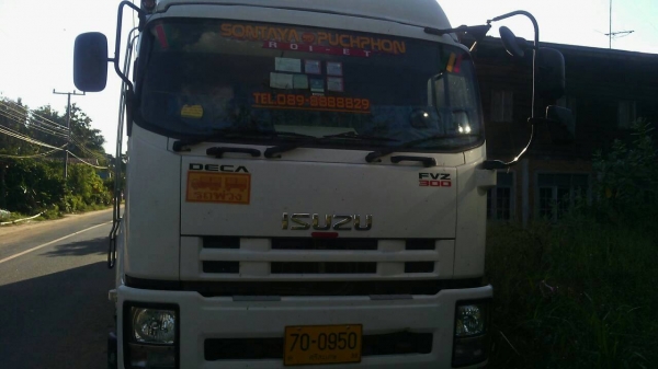 ขายดาว์น 850,000 ISUZU FVZ300 แม่ดั้ม ปี 56 ลูกดั้มปี 57 วิ่ง 171,111 กม สวยพร้อมใช้      หมายเหตุ งวดเดือนละ 60,600 &times;39 งวด =2,363,400 บาท 090-772-3710 090-772-3708