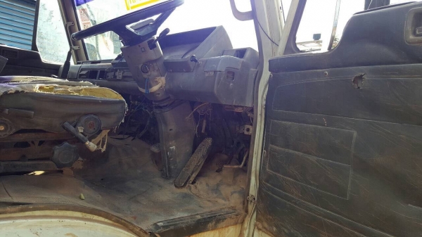 ขายรถโม่ปูน 5 คิว 10 ล้อ 2 เพลา UD CW41M เครื่อง PD6 230 แรงม้า คัสซีสวย โม่ใช้งานแค่ปีกว่าๆ เล่มทะเบียนพร้อมโอน ราคาต่อรองได้ครับ