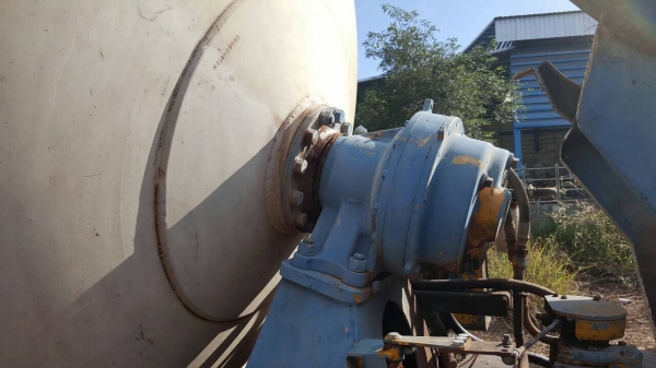 ขายรถโม่ปูน 5 คิว 10 ล้อ 2 เพลา UD CW41M เครื่อง PD6 230 แรงม้า คัสซีสวย โม่ใช้งานแค่ปีกว่าๆ เล่มทะเบียนพร้อมโอน ราคาต่อรองได้ครับ