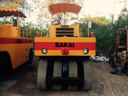 ต้องการายรถบด SAKAI TS7409