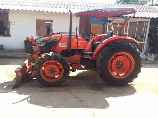 รถไถคูโบต้าM7040 พร้อมอุปกรณ์ รถไถคูโบต้าM7040 พร้อมอุปกรณ์