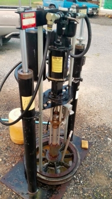 Sell>> เครื่องฉีดของข้น ARO PUMP &amp; RAM Made in USA. ใช้ฉีดจารบี กาว สี โฟม แรงดัน 350 bar. ใช้กับถัง 200 L.