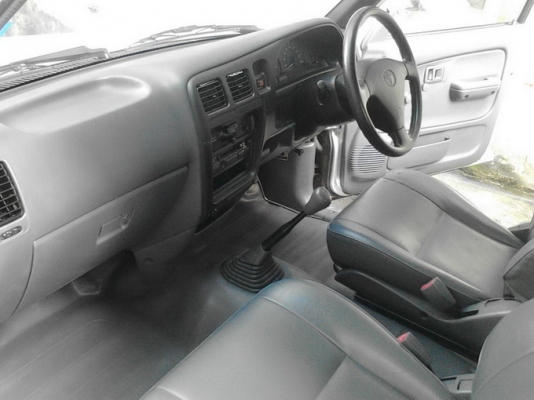 ขายโตโยต้า HILUX  TIGER D4D  4 ประตู ปี 45