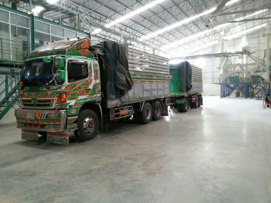 ขายรถพ่วง 22 ล้อ แม่-ลูก กระบะคอกเกษตรดั้ม อุ่.ส สมบัติ HINO 320 ปี.49 รถสวย ยางเต็ม มี.8 พ่วง ราคา.2200000 ราคาต่อรอง สนใจนัดดูรถได้เลย