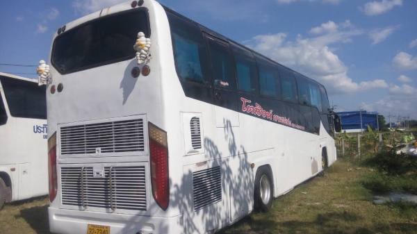 ขายดาวน์ 250,000 รถบัส12เมตร สูง3.6 เมตร ช่วงล่างเบนซ์ถุงลมเขาควาย เบรกแห้ง เครื่องเบนซ์ 10 สูบ แอร์ไฟฟ้า