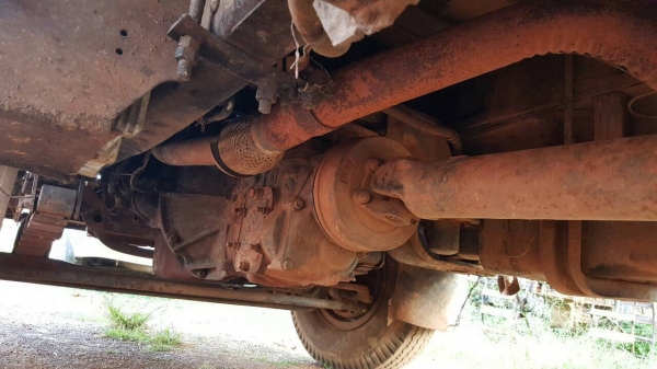 ขาย 6 ล้อ NPR59LK เครื่อง 4BD1 115 แรงม้า คัสซีสวยใช้ได้ สีต้องเก็บหน่อย ทะเบียนพร้อมโอน