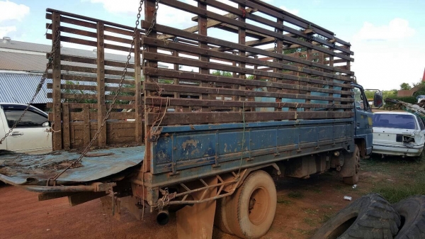 ขาย 6 ล้อ NPR59LK เครื่อง 4BD1 115 แรงม้า คัสซีสวยใช้ได้ สีต้องเก็บหน่อย ทะเบียนพร้อมโอน