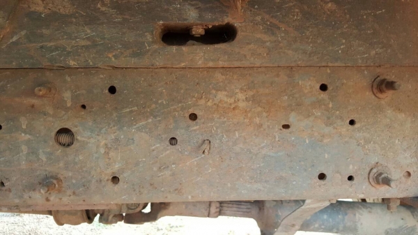 ขาย 6 ล้อ NPR59LK เครื่อง 4BD1 115 แรงม้า คัสซีสวยใช้ได้ สีต้องเก็บหน่อย ทะเบียนพร้อมโอน