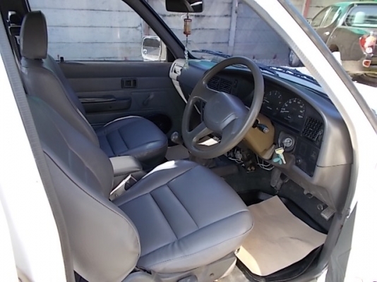 ไมตี้x 4ประตู 2500 เพาวเวอร์แท้ รถมือแรก ไม่เคยชน ไมตี้x 4ประตู 2500 เพาวเวอร์แท้ รถมือแรก ไม่เคยชน