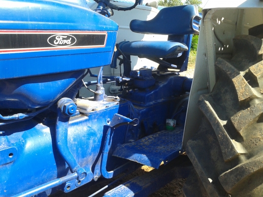 ขายครับ 6610 เสื้อลาย รถพร้อมใช้ เล่มพร้อมโอนครับ