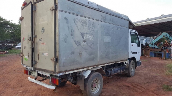 ขายรถบรรทุก 4 ล้อ NISSAN ATLAS ปี 50 ป้ายเล็ก พร้อมบรรทุก เครื่อง TD27 Turbo เอกสารเล่มทะเบียนพร้อมโอน ราคาต่อรองได้ครับ