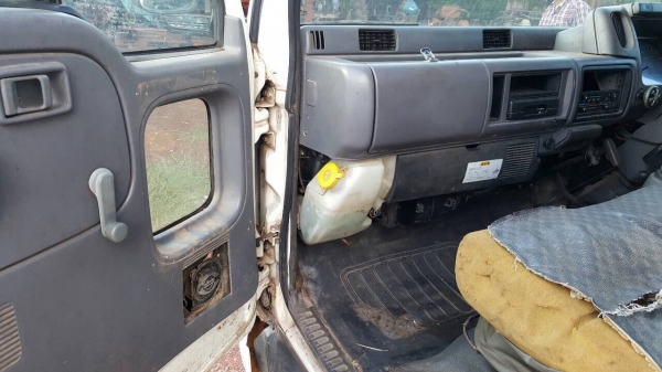 ขายรถบรรทุก 4 ล้อ NISSAN ATLAS ปี 50 ป้ายเล็ก พร้อมบรรทุก เครื่อง TD27 Turbo เอกสารเล่มทะเบียนพร้อมโอน ราคาต่อรองได้ครับ