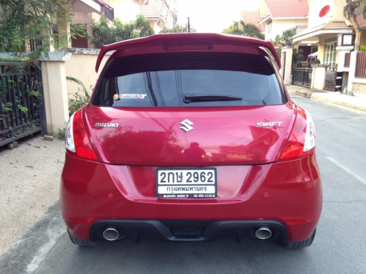 ขาย Swift 1.2 GLX ตัวท็อปสีแดง ใหม่ สวย เดิม ขาย Swift 1.2 GLX ตัวท็อปสีแดง ใหม่ สวย เดิม