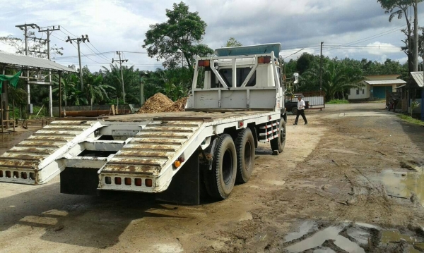 10ล้อท้ายลาด...220แรง มิตซูฯFN527M-TF0653 รถสภาพดี สวยดี เล่มพร้อม