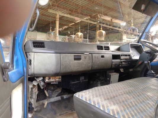 10ล้อท้ายลาด...220แรง มิตซูฯFN527M-TF0653 รถสภาพดี สวยดี เล่มพร้อม