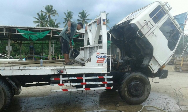 10ล้อท้ายลาด...220แรง มิตซูฯFN527M-TF0653 รถสภาพดี สวยดี เล่มพร้อม