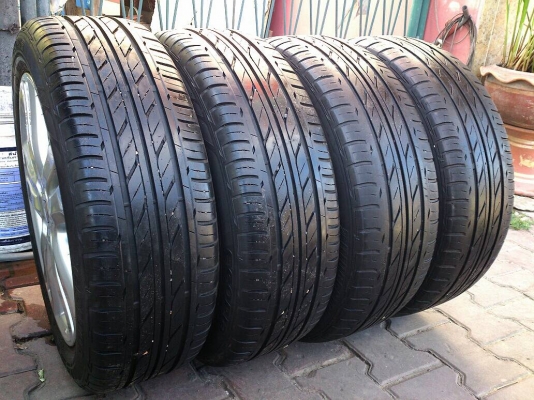 ขายแม็กHONDA JAZZ 4รู100 พร้อมยางบริดสโตน 185/55R16 ยางปี11 สวยๆ จำนวน 1 ชุด  3900