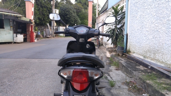 Wave 110i 2013 รถบ้านแท้ เล่มชุดโอนครบ พรบ59