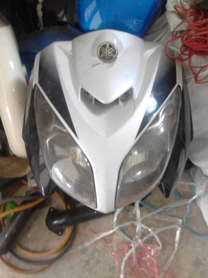 ขายแฟริ่งหน้า ของยามาฮ่า นูโว ราคา 500 บาท ขายแฟริ่งหน้า ของยามาฮ่า นูโว ราคา 500 บาท