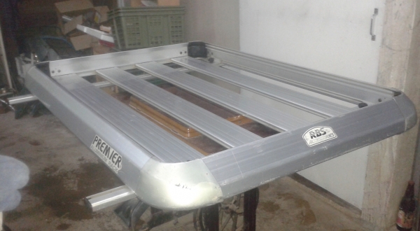 แร็คหลังคา (ขนาดใหญ่ 1.0 X 1.5 M)  ขอบสูง 10 Cm คานวางยาว 50 นิ้ว 1,800  บาท  ลดเหลือ 1,400 บาท เน้นมารับเองครับ และขนส่งทางรถไฟ