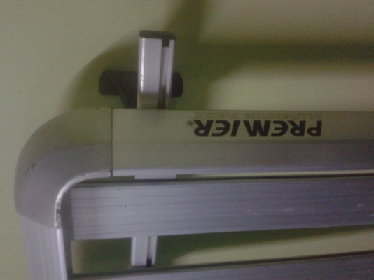 แร็คหลังคา (ขนาดใหญ่ 1.0 X 1.5 M)  ขอบสูง 10 Cm คานวางยาว 50 นิ้ว 1,800  บาท  ลดเหลือ 1,400 บาท เน้นมารับเองครับ และขนส่งทางรถไฟ