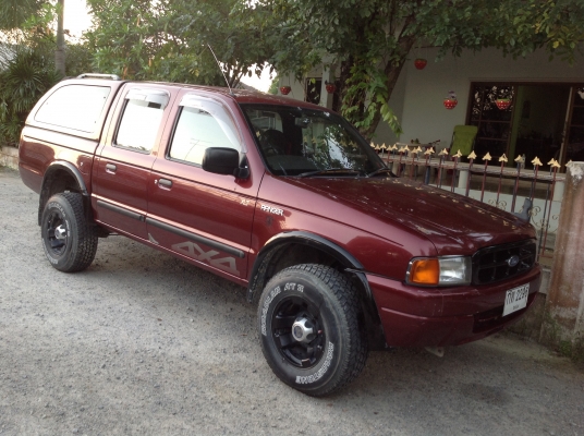 ฟอดเรนเจอ ปี 2002 4 ประตูโฟวิล เครื่อง 2500 ฟอดเรนเจอ ปี 2002 4 ประตูโฟวิล เครื่อง 2500