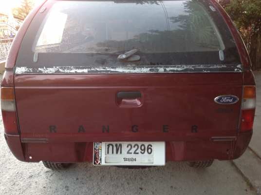 ฟอดเรนเจอ ปี 2002 4 ประตูโฟวิล เครื่อง 2500 ฟอดเรนเจอ ปี 2002 4 ประตูโฟวิล เครื่อง 2500