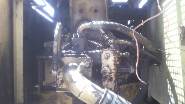 ขายรถแบคโฮพร้อมรถเทรลเลอร์ SUMITOMO 2800 FJ กับ ISUZU JUMBO 165 แรงม้า เพลาเดี่ยว ราคารวม 2 คัน 650000