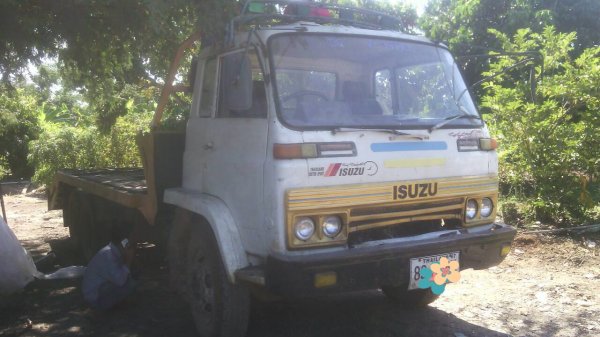 ขายรถแบคโฮพร้อมรถเทรลเลอร์ SUMITOMO 2800 FJ กับ ISUZU JUMBO 165 แรงม้า เพลาเดี่ยว ราคารวม 2 คัน 650000