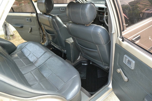 นิสสัน ซันนี่