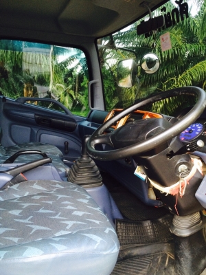 รถ 6 ล้อ ดัมพ์ Hino