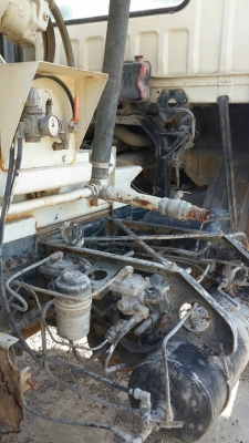 รถปูน 10 ล้อ