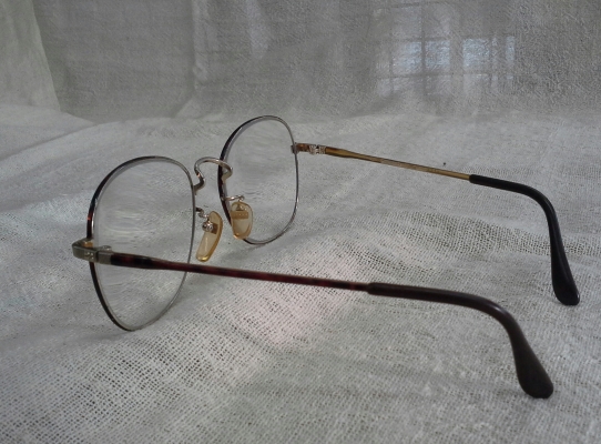 แว่นสายตายาวเยอรมัน  BOSS