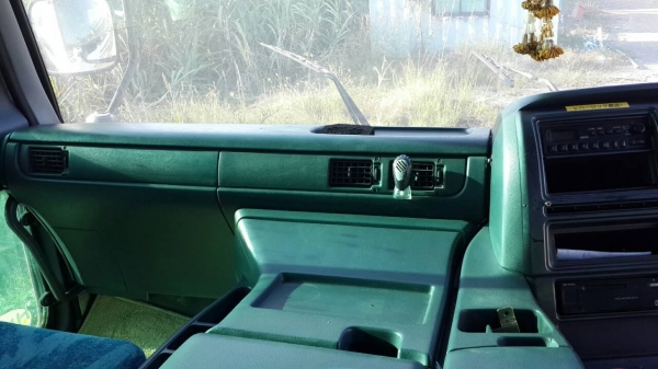 รถปูน 6 ล้อ รถปูน 6 ล้อ