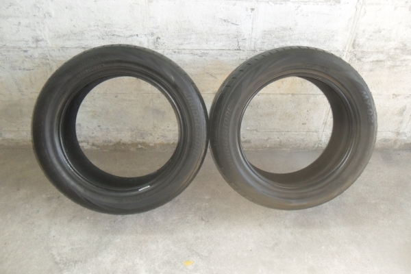 ยาง BRIDGESTONE 215/55R17ปี12 สวยๆ 1 คู่ ราคา 1350 บาท