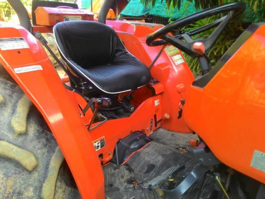 ขายรถไถ KUBOTA L4508 แถมดันหน้า และโรตารี่ ราคา 240,000 ทะเบียนพร้อมโอน เครื่องดี เกียร์ดี ไฮดรอลิคดี พร้อมใช้งาน รถอยู่ อ.แกลง จ.ระยอง สนใจ สอบถาม 0818618678,0899347475 มีรถขนส่งบริการทั่วประเทศไทย ร้าน DC Tractor Rayong